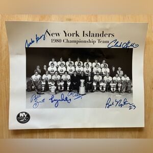 NY Islanders 1980 Championship Black & White Team Signed Picture 8” x 10”